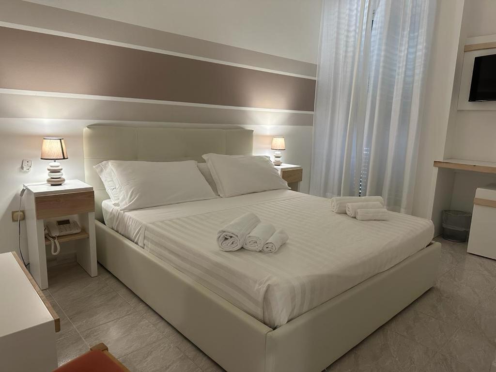 Porto Cesareo Hotel Eksteriør bilde