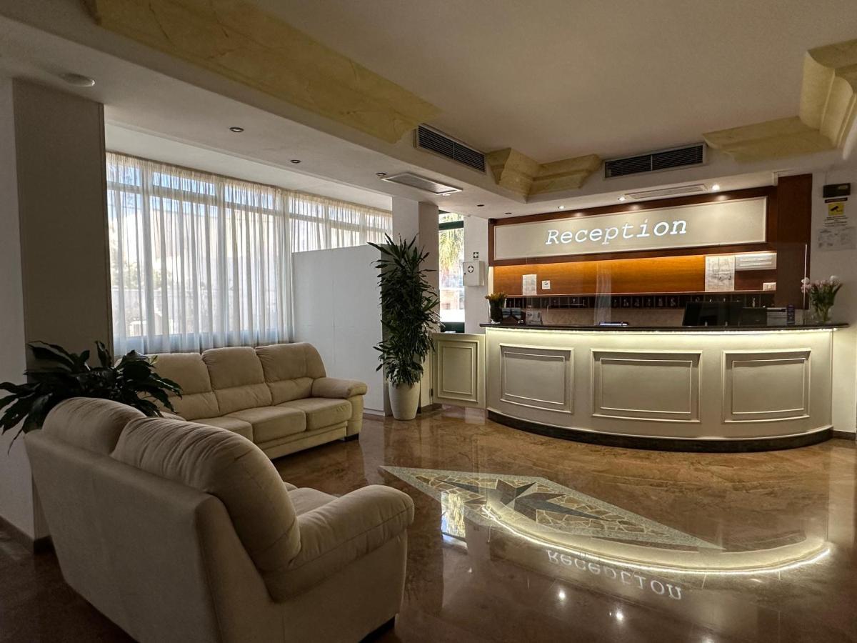 Porto Cesareo Hotel Eksteriør bilde