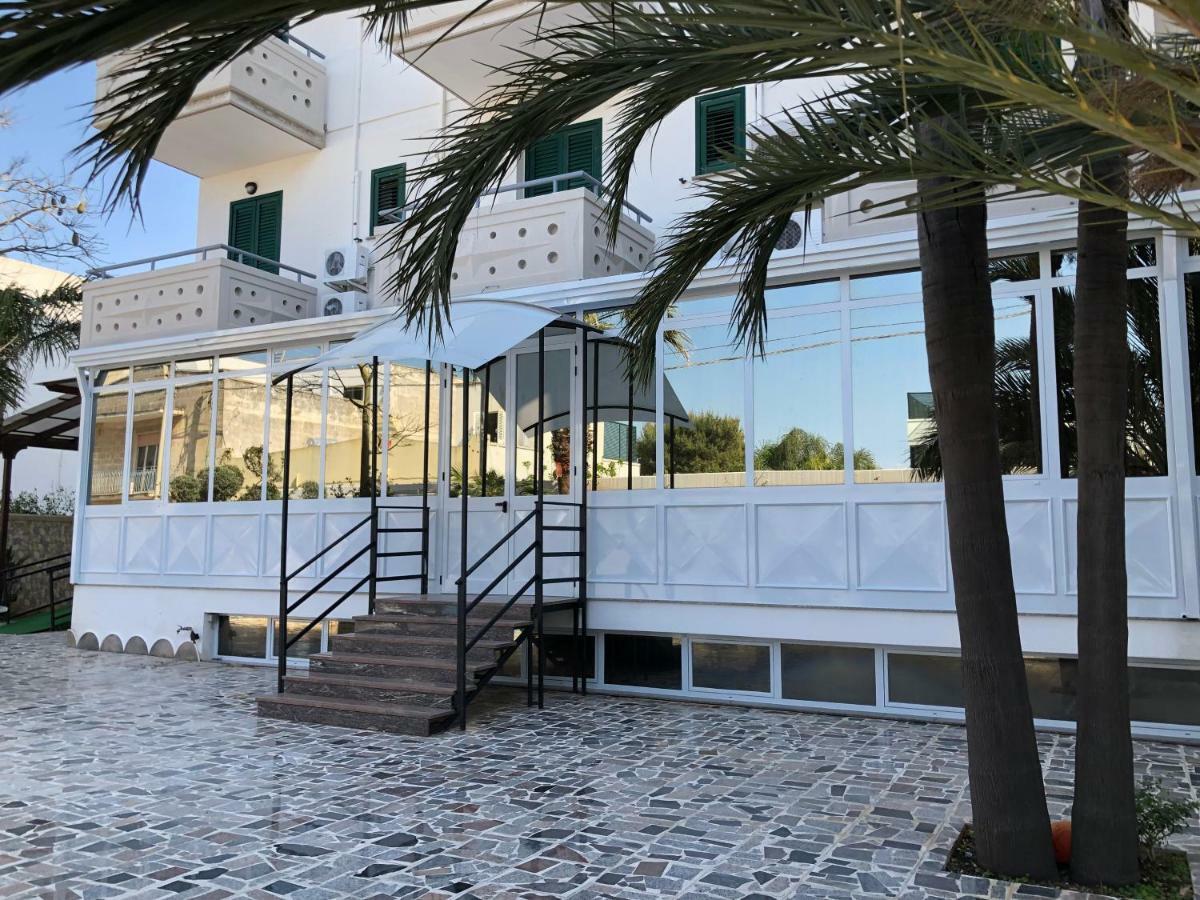 Porto Cesareo Hotel Eksteriør bilde