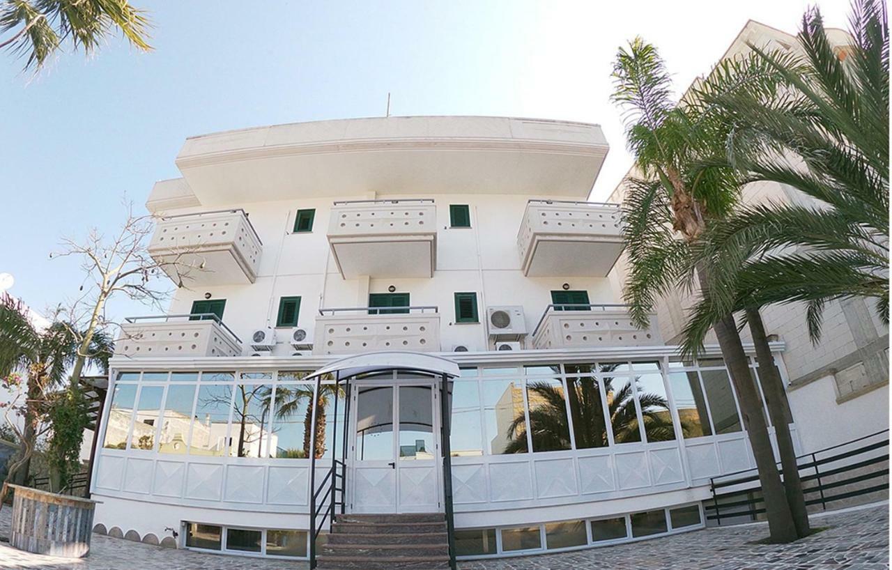 Porto Cesareo Hotel Eksteriør bilde